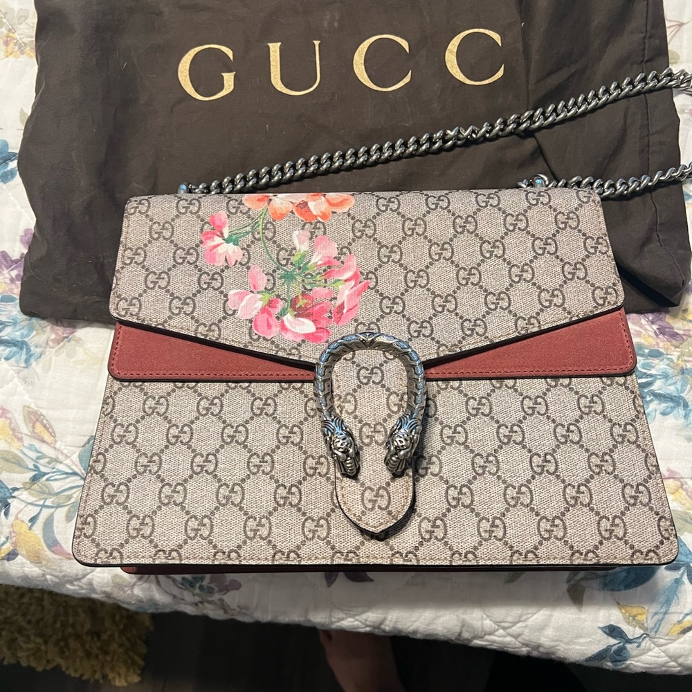 Gucci in very good condition.